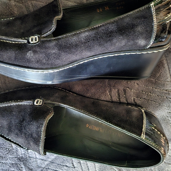 Donald J Pliner, black suede loafers - Picture 3 of 4